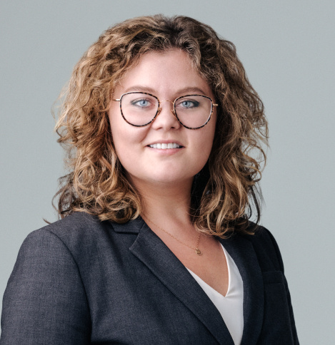 Calderone, Sarah